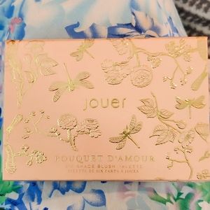 Jouer Cosmetics Bouquet D'Amour Six Dhade Blush Pallette